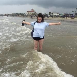 Meet your Posher, Beverly